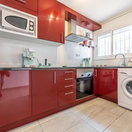 Beach Front Retro Hideaway In Salou Bagian luar foto
