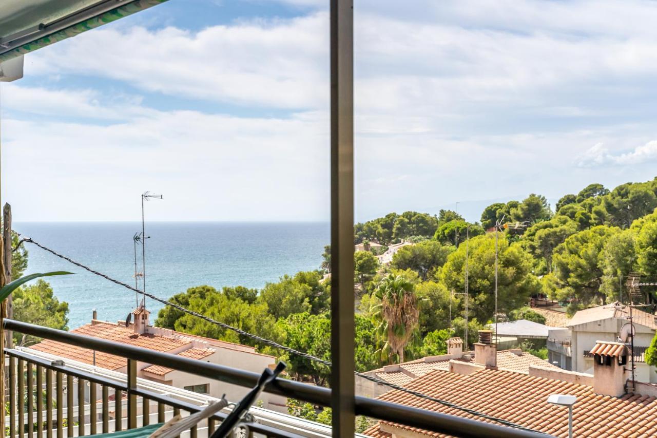 Beach Front Retro Hideaway In Salou Bagian luar foto