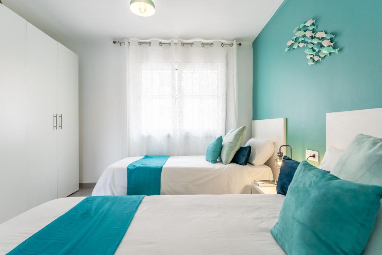 Beach Front Retro Hideaway In Salou Bagian luar foto