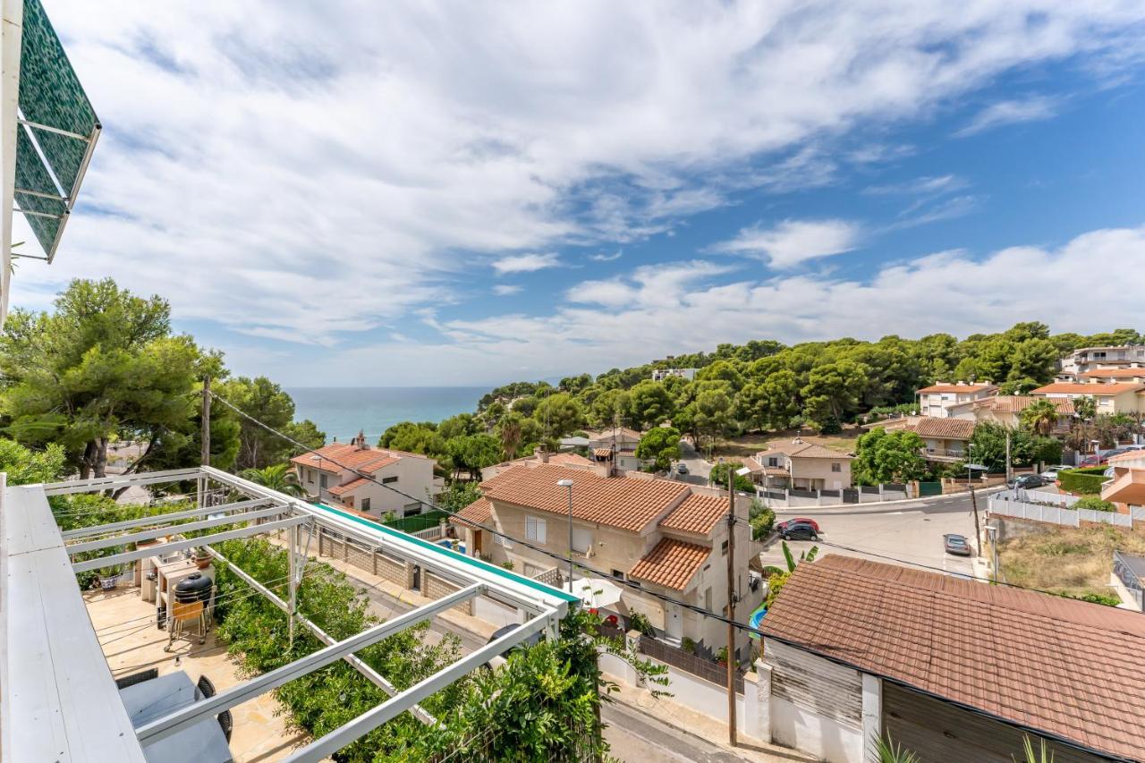 Beach Front Retro Hideaway In Salou Bagian luar foto